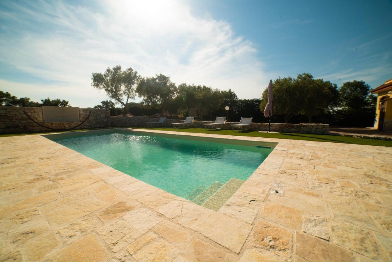 Villa Patrizia-Luxury Villa Mottola Buitenkant foto