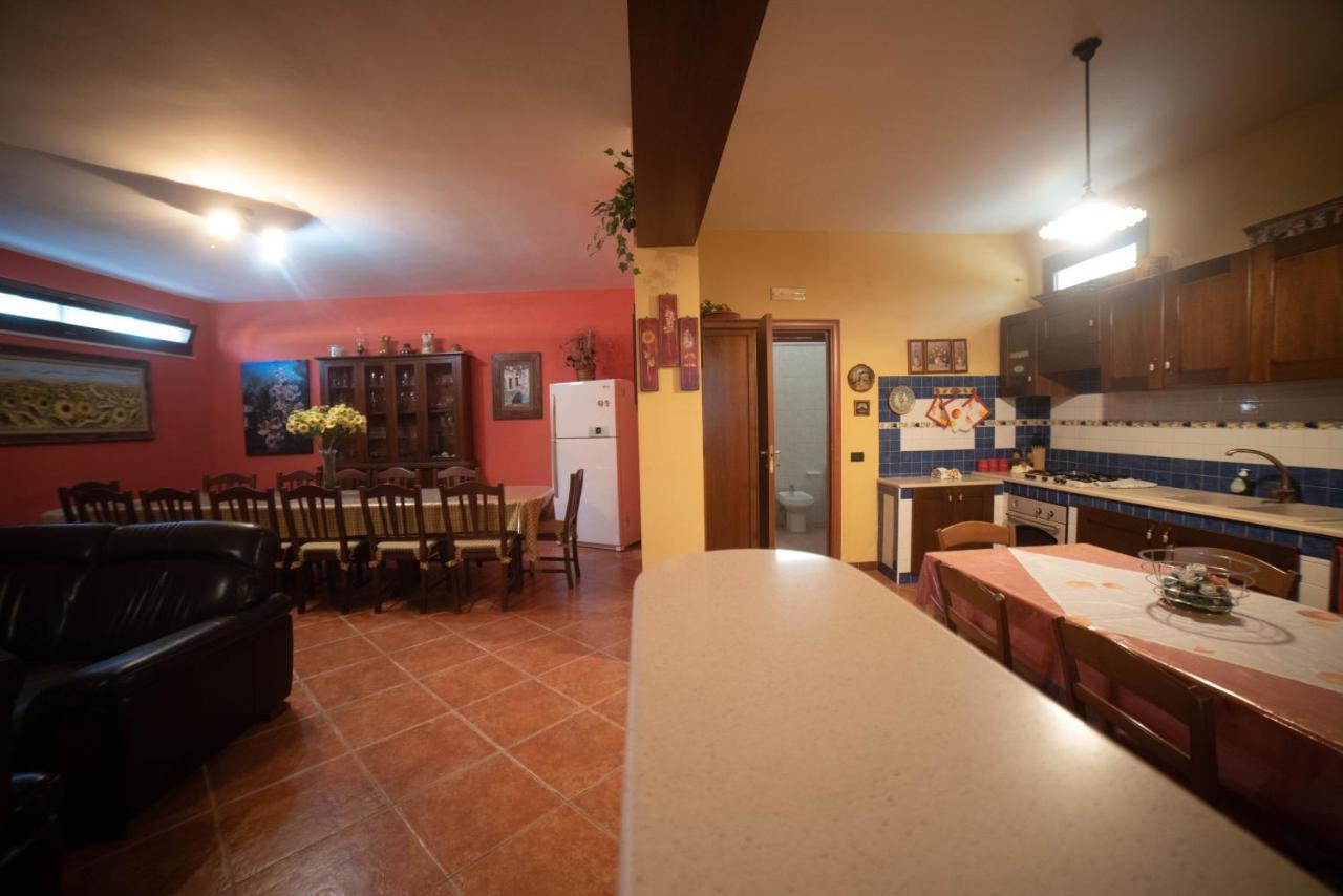 Villa Patrizia-Luxury Villa Mottola Buitenkant foto