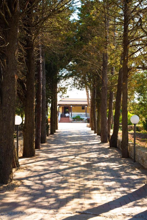 Villa Patrizia-Luxury Villa Mottola Buitenkant foto